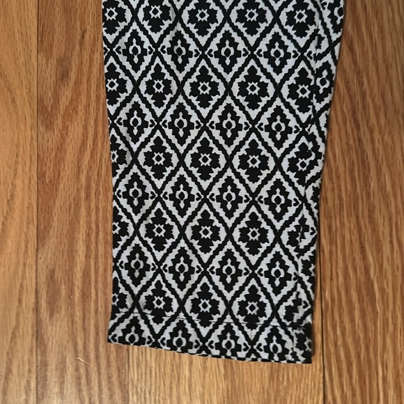 Tag Pants - Picture 4 of 5